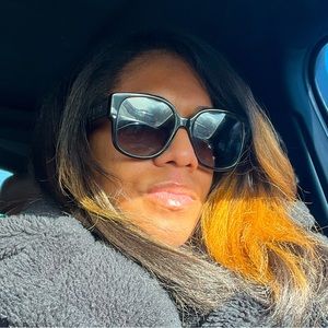 Meet your Posher, Nikkia